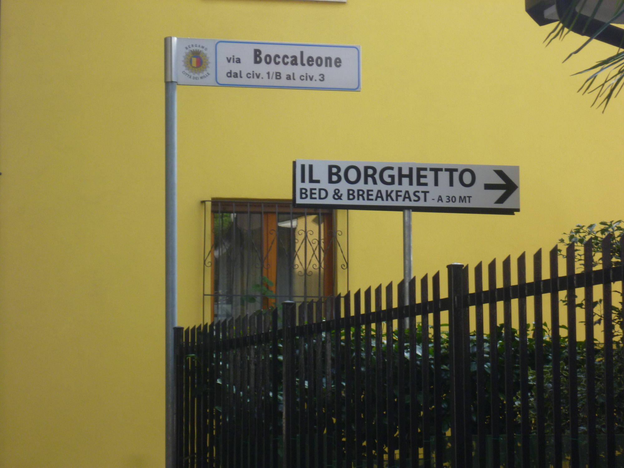 Borghetto Airport/Hospital Bed & Breakfast Bergamo Exterior photo
